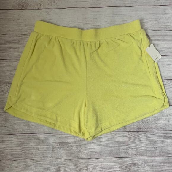 A New Day Yellow Terry Cloth Shorts Elastic Waist Soft Towel Side Slit Size 1X - Picture 1 of 12